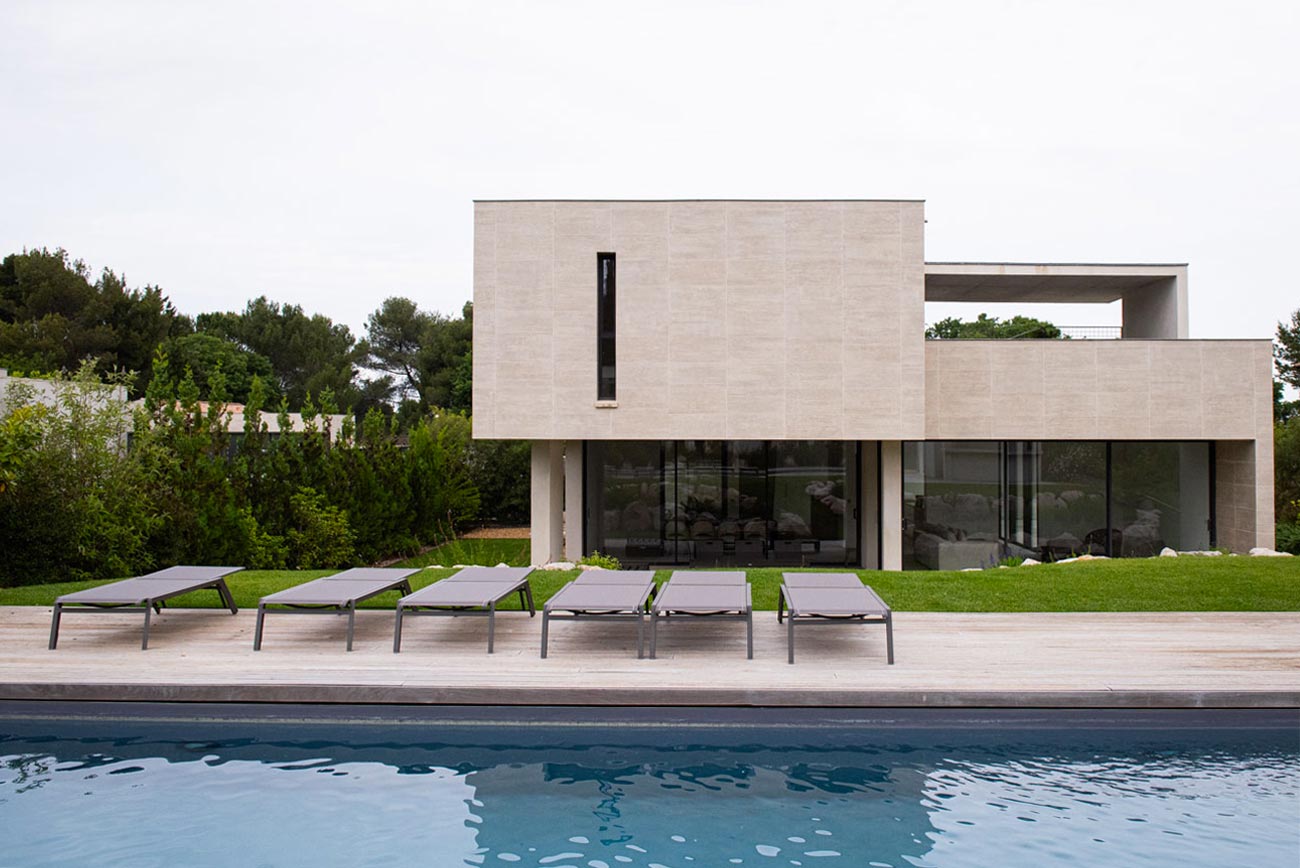 Maçon à Saint-Rémy-de-Provence réalisant des travaux de maçonnerie