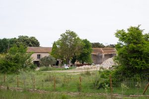 Maçon à Saint-Rémy-de-Provence réalisant des travaux de maçonnerie